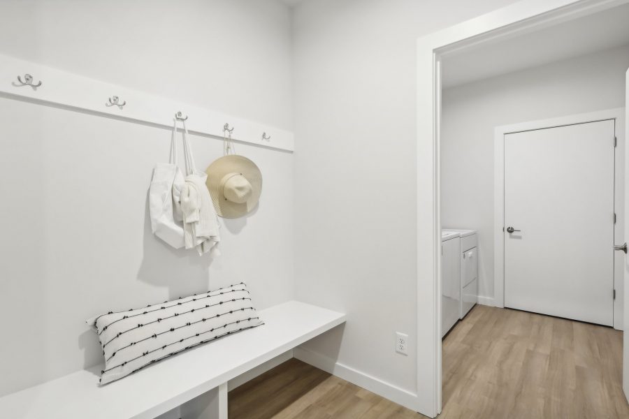 PawPaw Unit Entryway